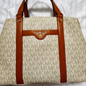 Michael kors sachel bag.